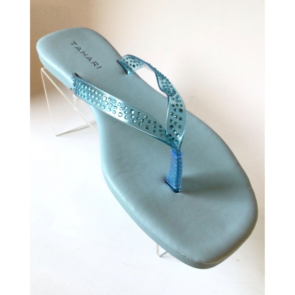 NEW TAHARI Kamryn Women's Summer Light Blue Flip Flops (Size 7)